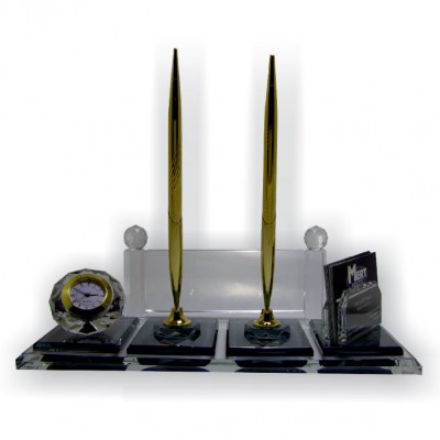 KRİSTAL MASA SETİ