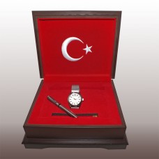 SAAT KALEM BAYRAK ÖZEL KUTULU SAAT KALEM BAYRAK ÖZEL KUTULU